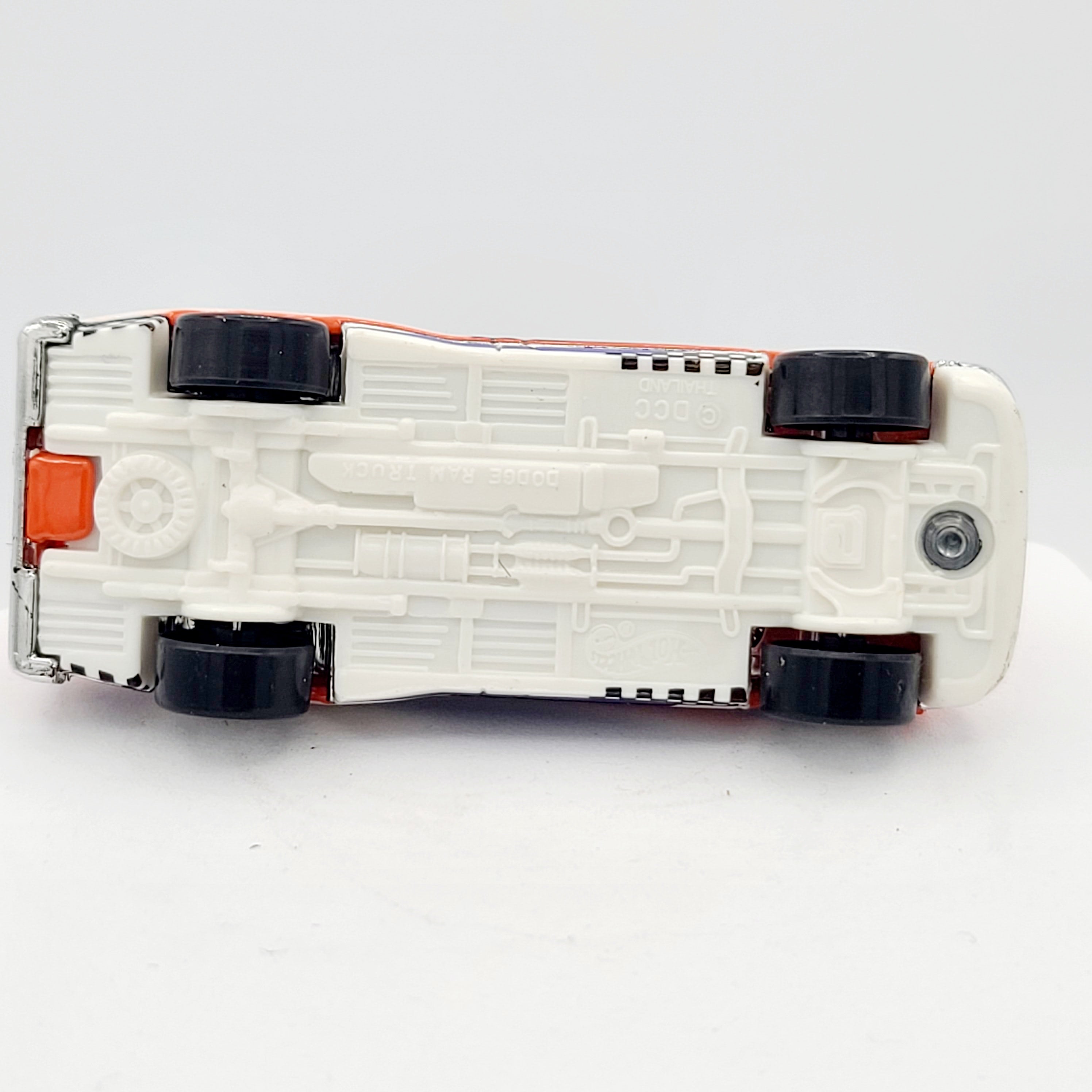 Hot Wheels Dodge Ram 1500 (2000 HW Editor's Choice)